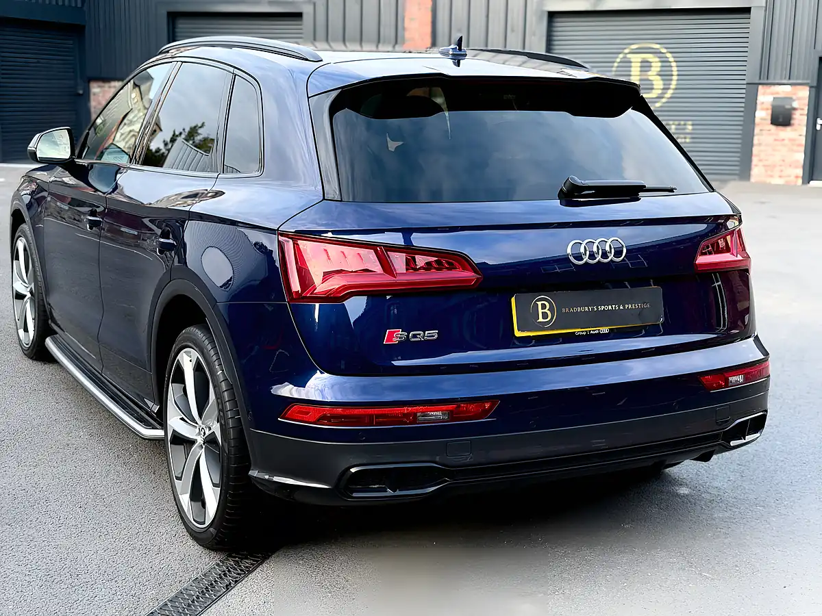 Used 2020 Audi SQ5 Vorsprung Blue - Interior and Exterior details 14
