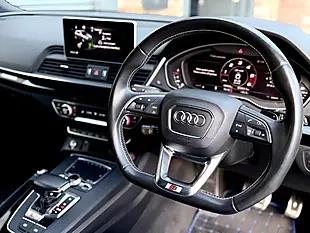 Used 2020 Audi SQ5 Vorsprung Blue - Interior and Exterior details 16