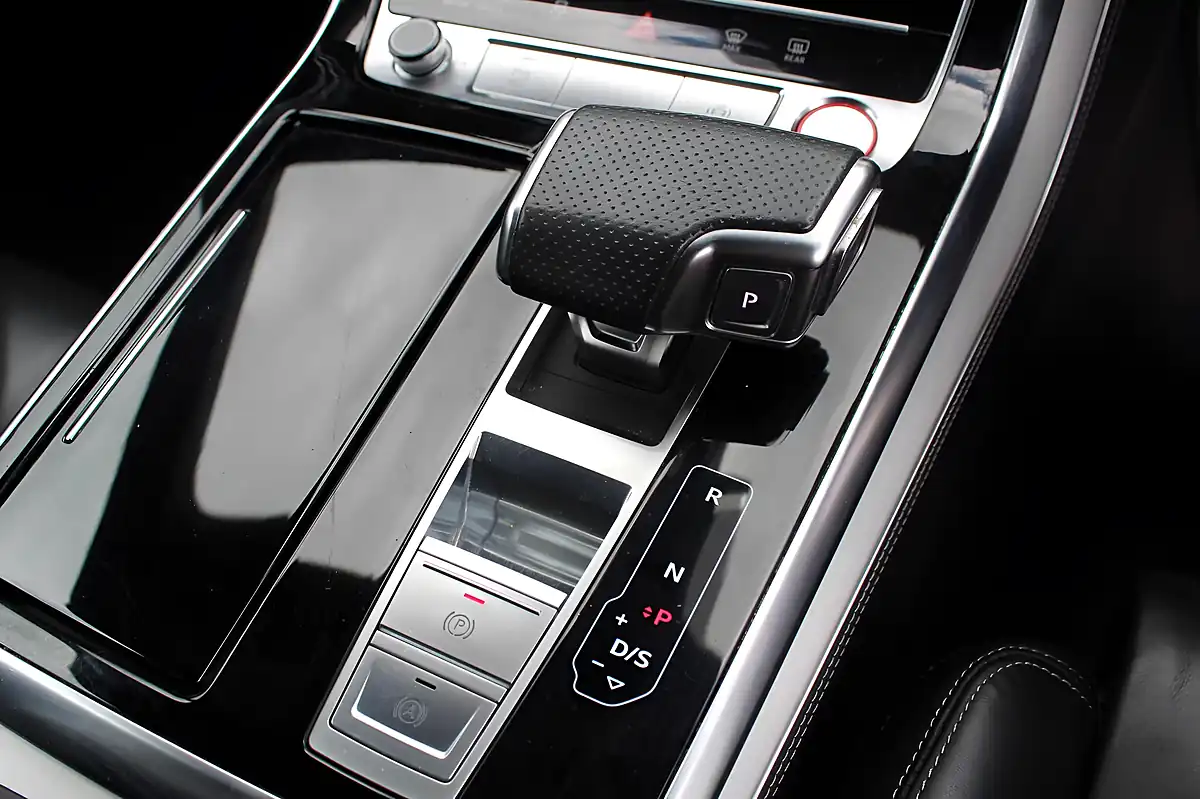 Used 2020 Audi SQ8 S Line Black - Interior and Exterior details 14