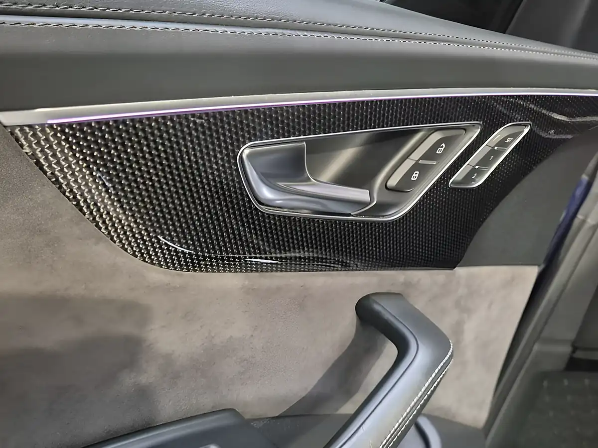 Used 2020 Audi SQ8 Vorsprung Blue - Interior and Exterior details 12