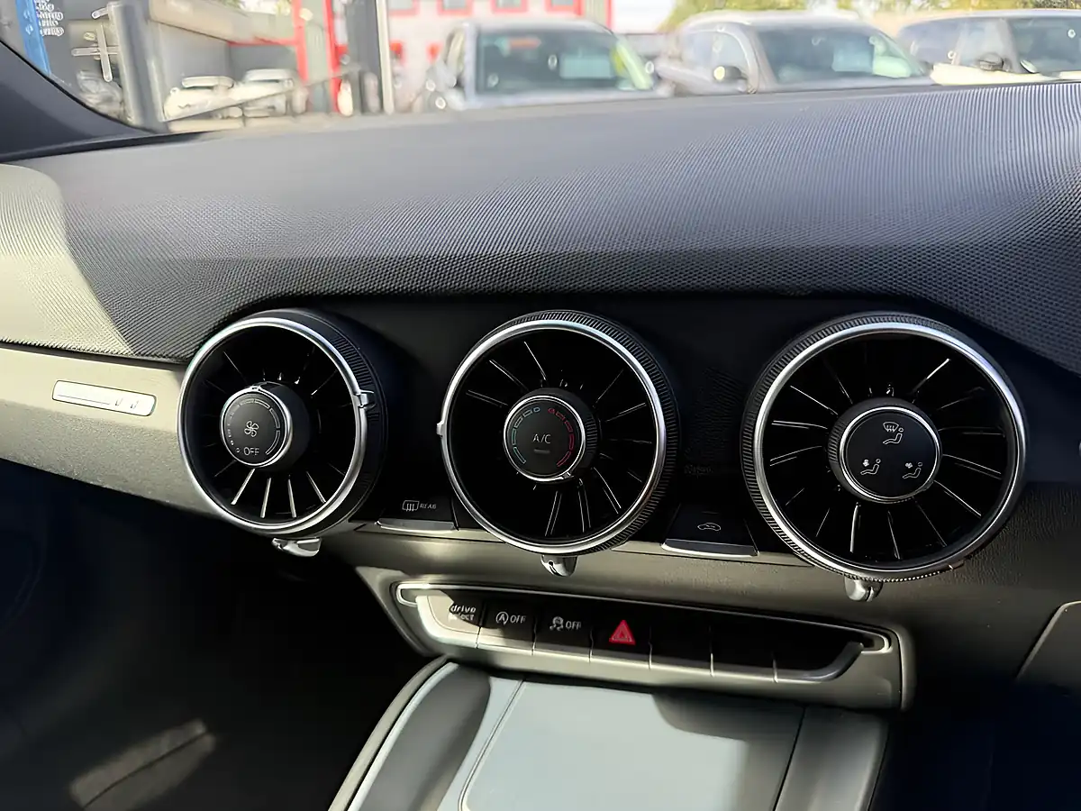 Used 2020 Audi Tt Black Edition Black - Interior and Exterior details 15