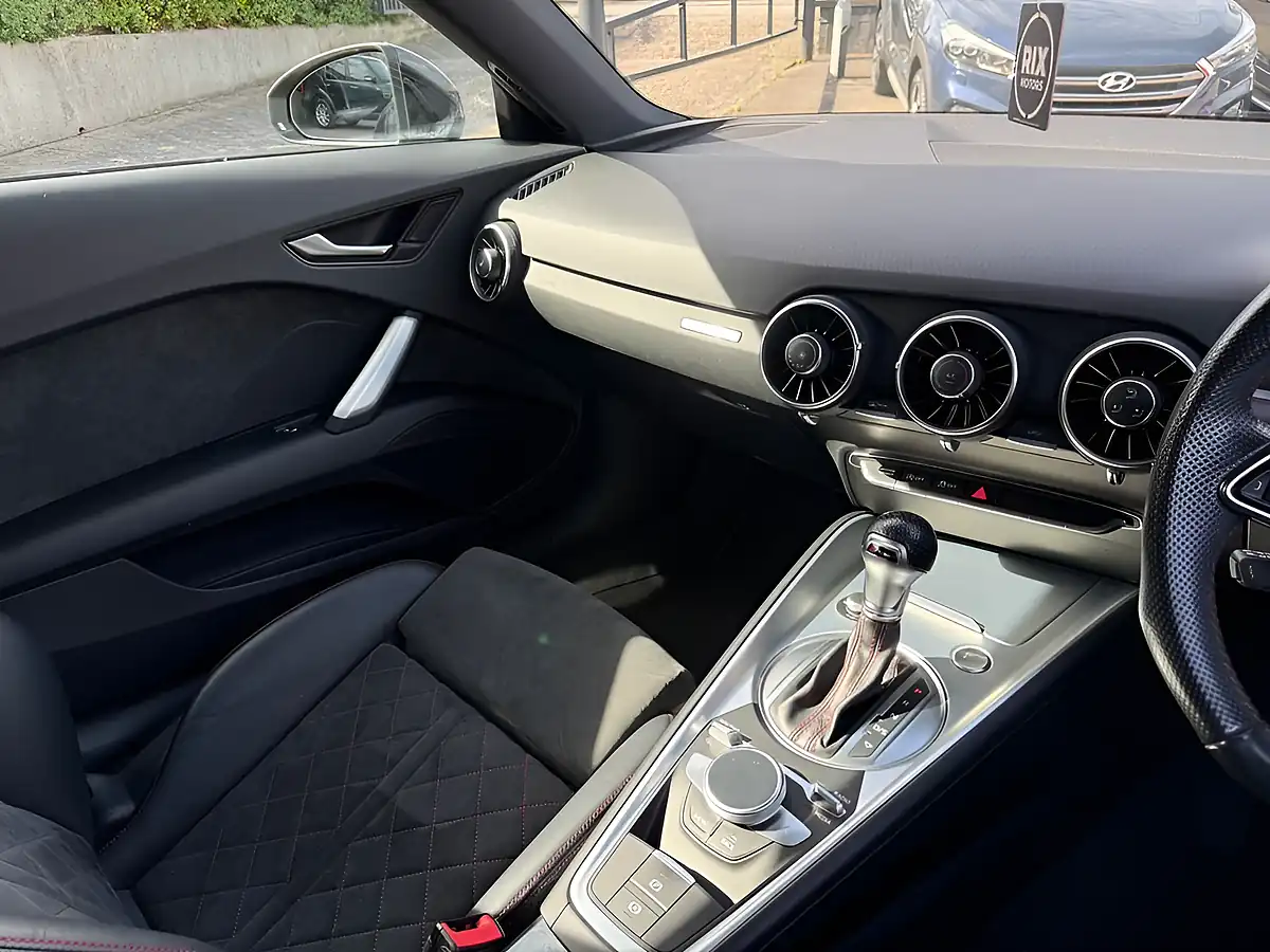 Used 2020 Audi Tt Black Edition Black - Interior and Exterior details 16