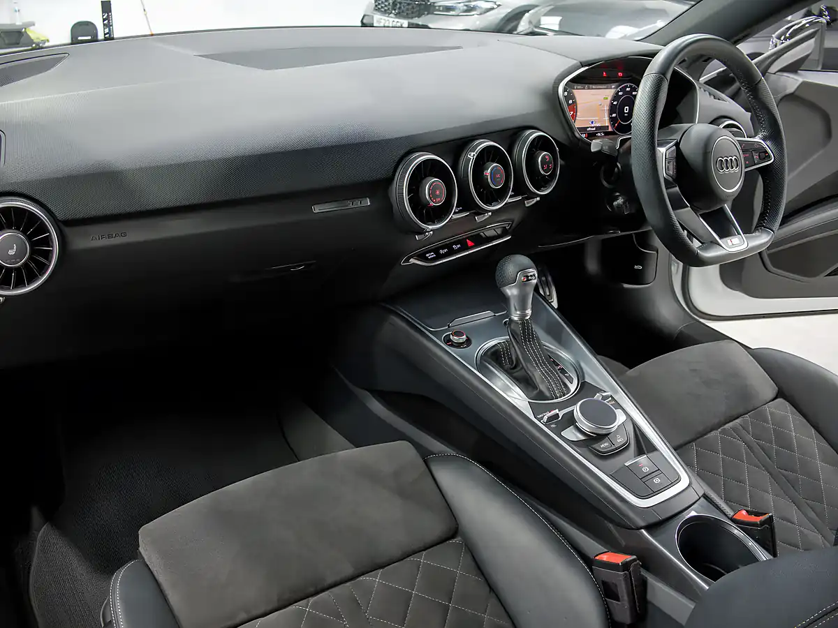 Used 2020 Audi Tt Black Edition White - Interior and Exterior details 11