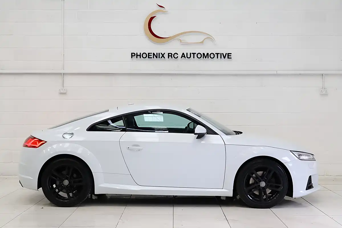 Used 2020 Audi Tt Sport White - Interior and Exterior details 3
