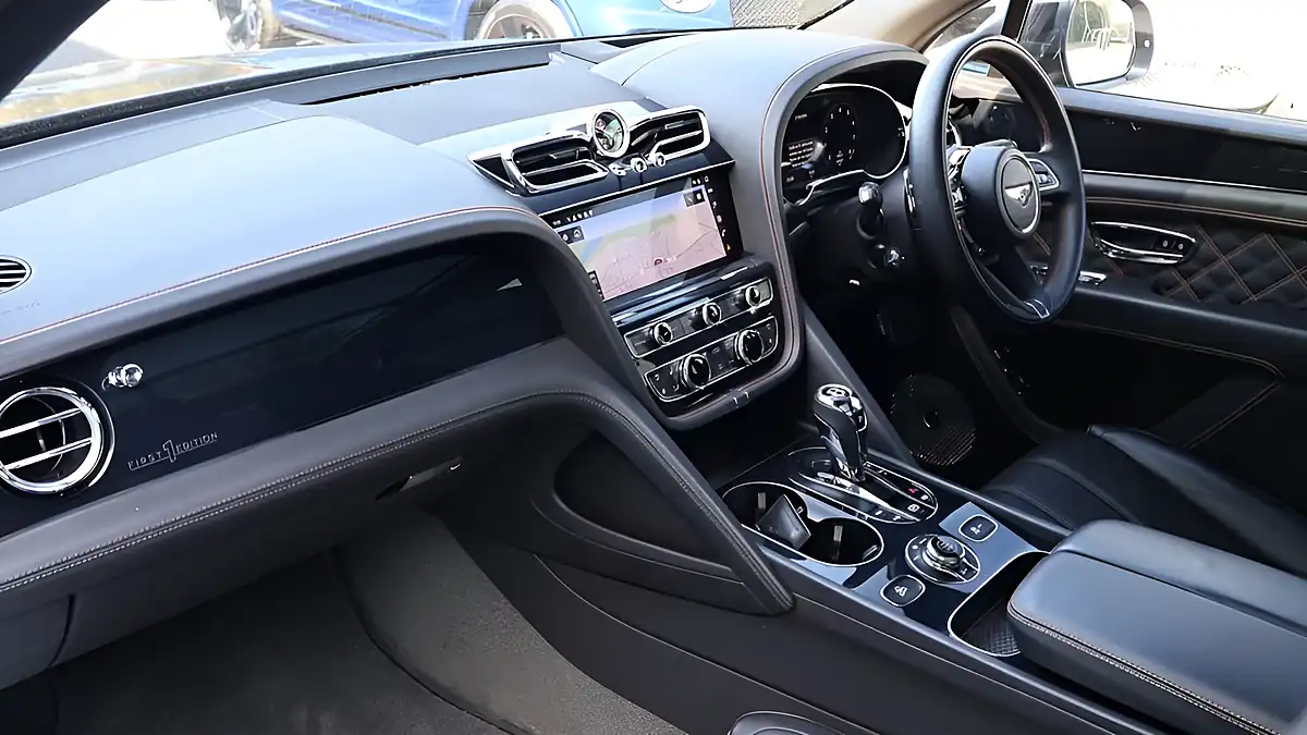 Used 2020 Bentley Bentayga First Edition Grey - Interior and Exterior details 4