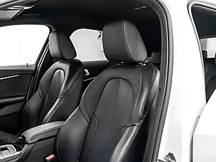 Used 2020 BMW 1 Series M Sport Alpine White - Interior and Exterior details 18