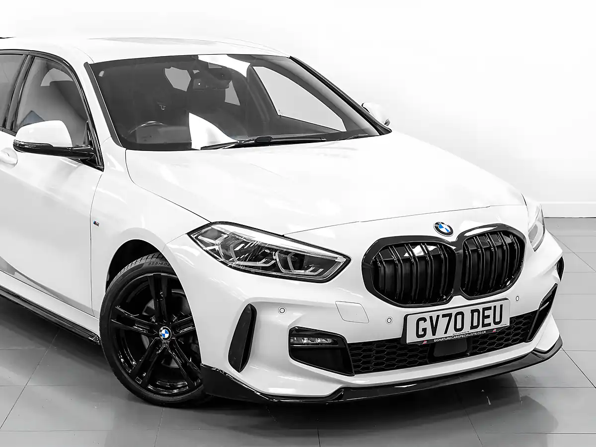 Used 2020 BMW 1 Series M Sport Alpine White - Interior and Exterior details 8