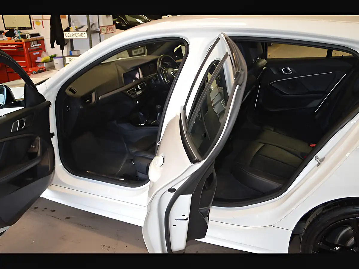 Used 2020 BMW 1 Series M Sport Alpine White - Interior and Exterior details 13