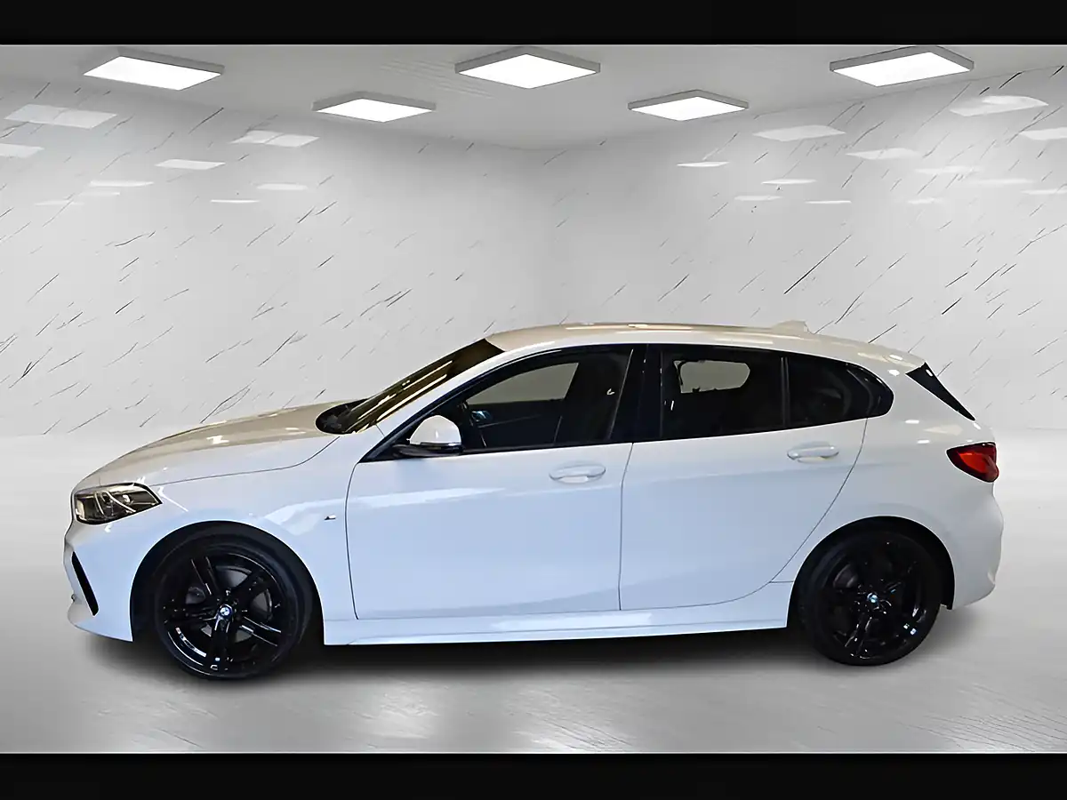 Used 2020 BMW 1 Series M Sport Alpine White - Interior and Exterior details 4