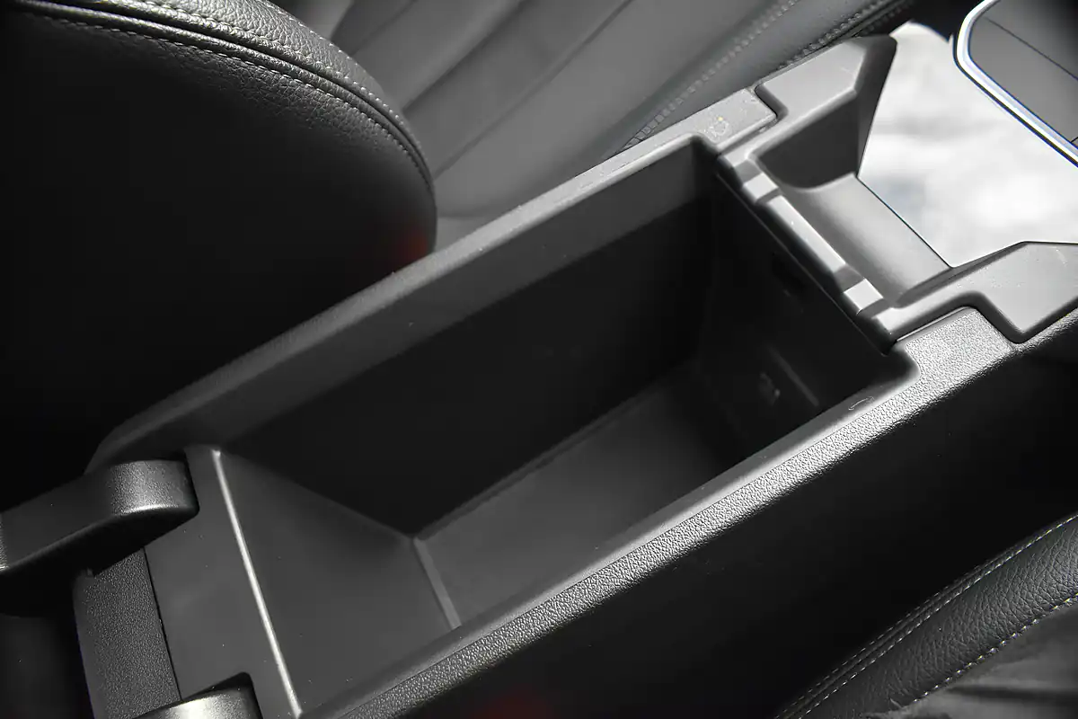 Used 2020 BMW 1 Series M Sport Black - Interior and Exterior details 13