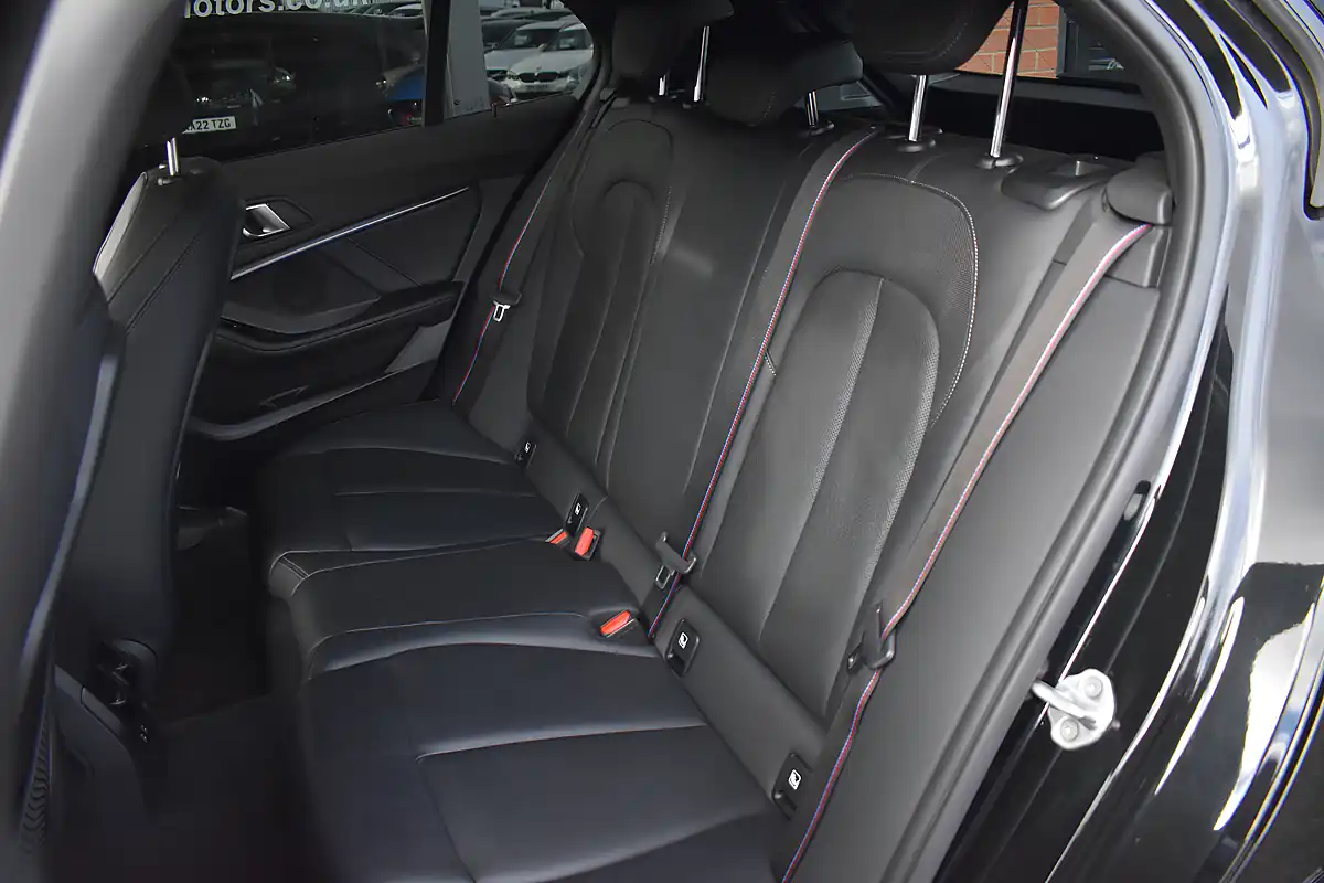 Used 2020 BMW 1 Series M Sport Black - Interior and Exterior details 17