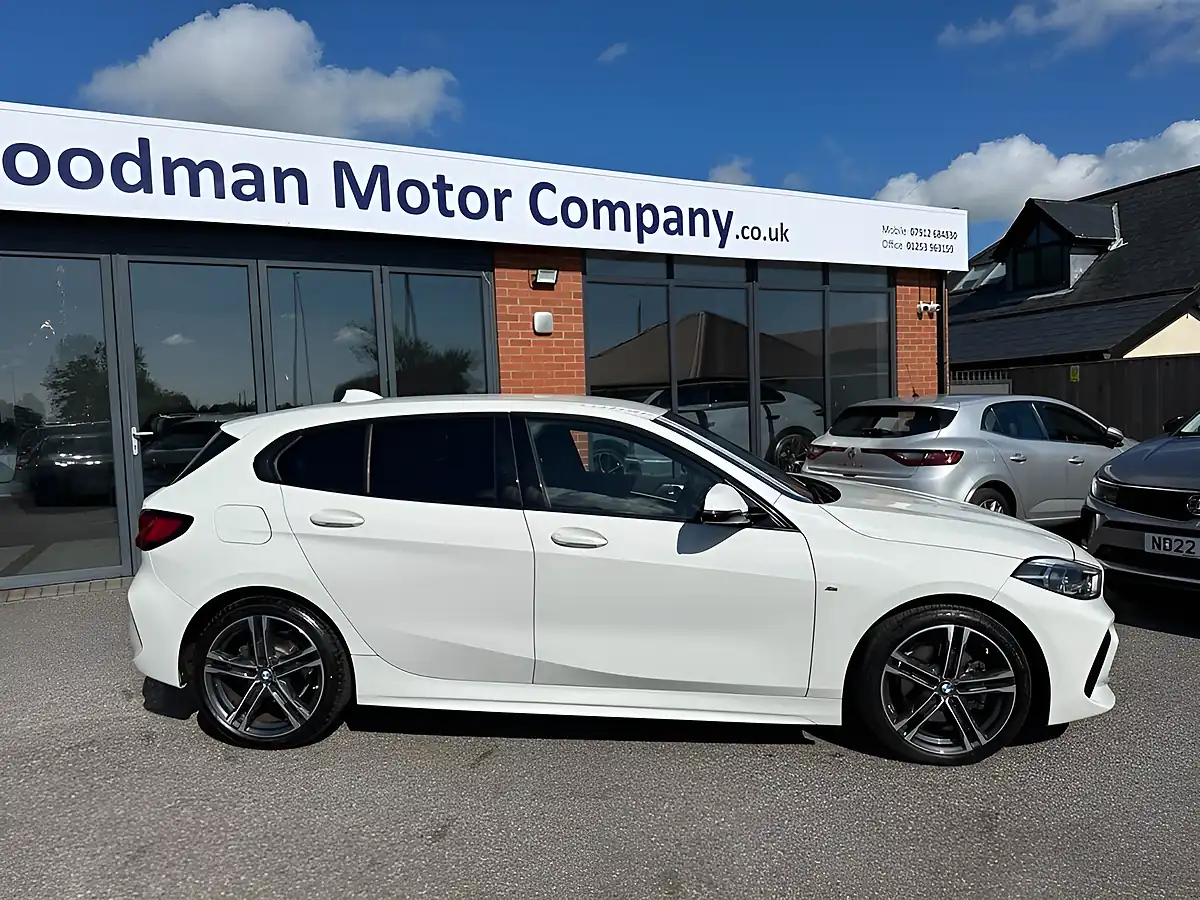 Used 2020 BMW 1 Series M Sport White - Interior and Exterior details 8