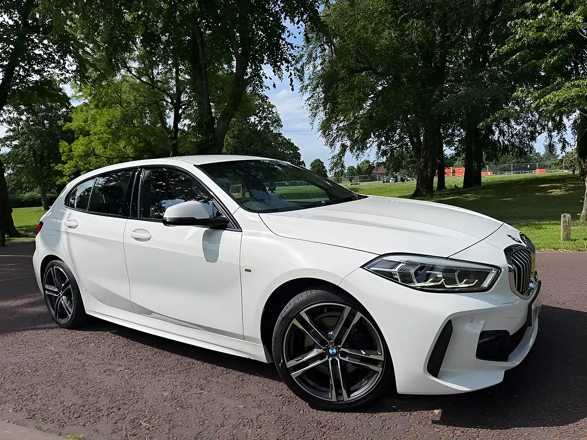Used 2020 BMW 1 Series M Sport White - Front View