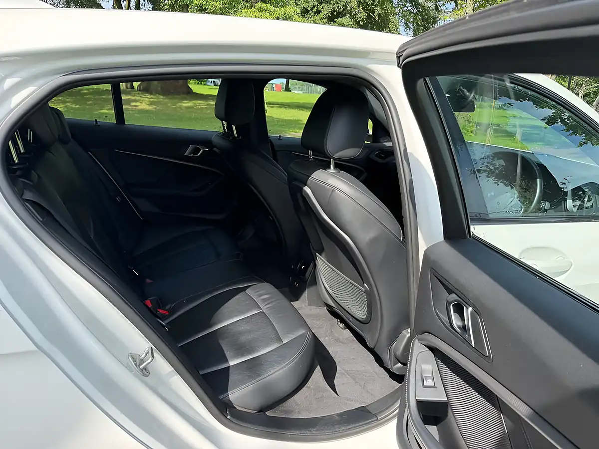 Used 2020 BMW 1 Series M Sport White - Interior and Exterior details 12