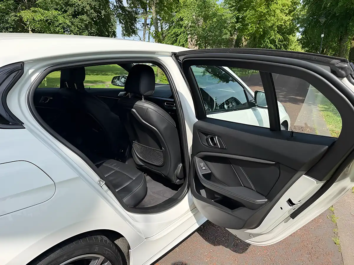 Used 2020 BMW 1 Series M Sport White - Interior and Exterior details 13