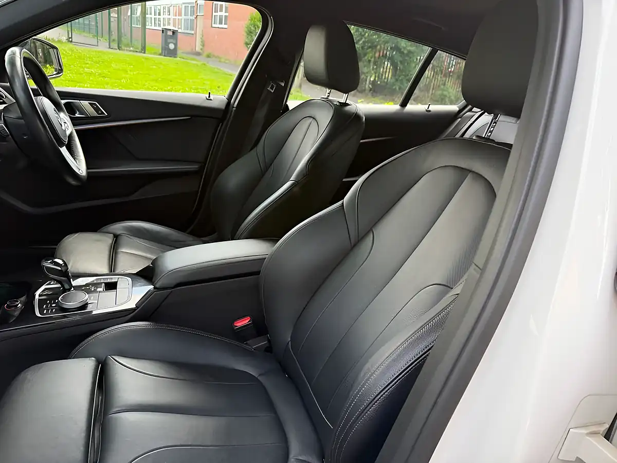 Used 2020 BMW 1 Series M Sport White - Interior and Exterior details 18