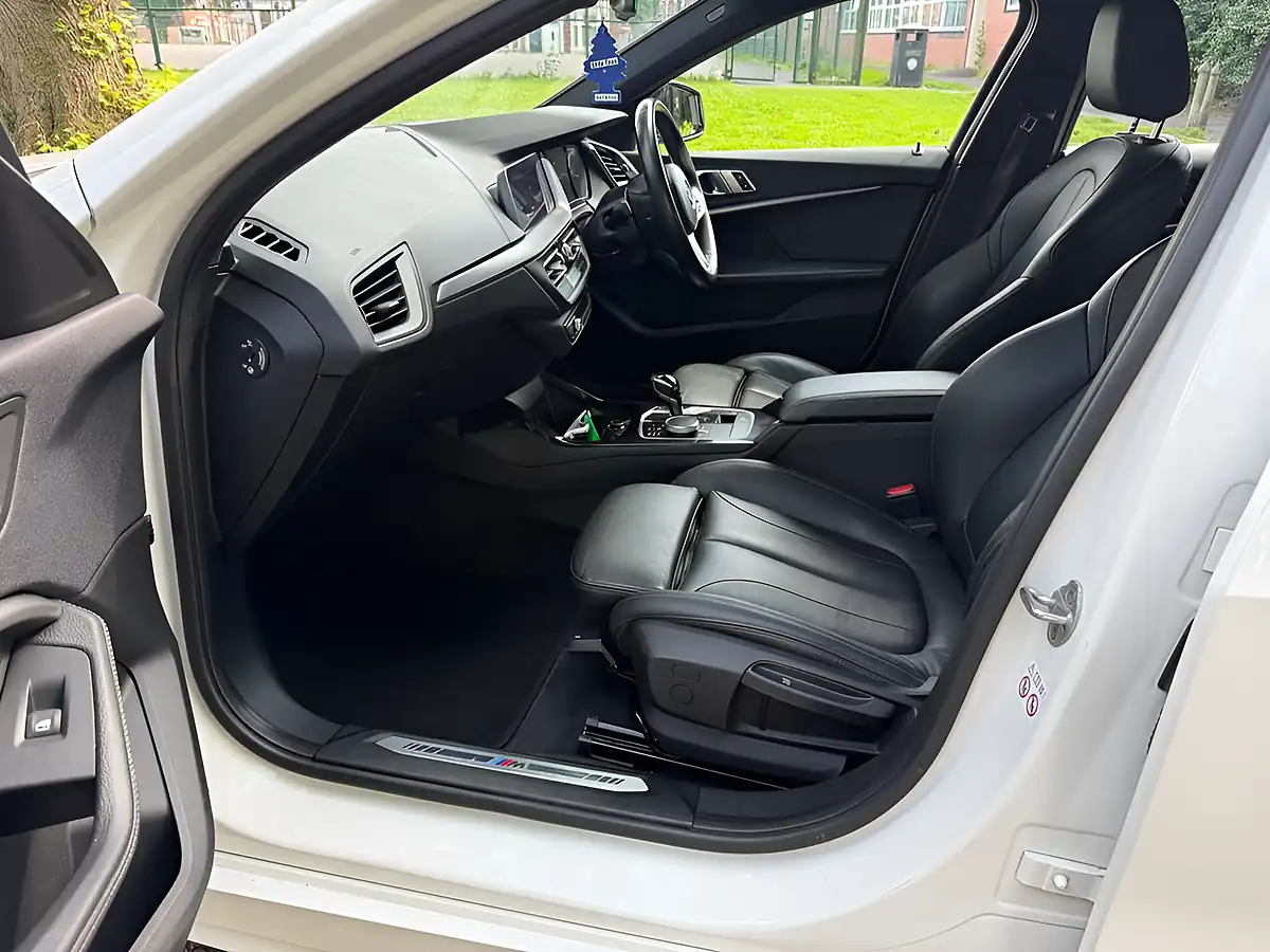 Used 2020 BMW 1 Series M Sport White - Interior and Exterior details 19
