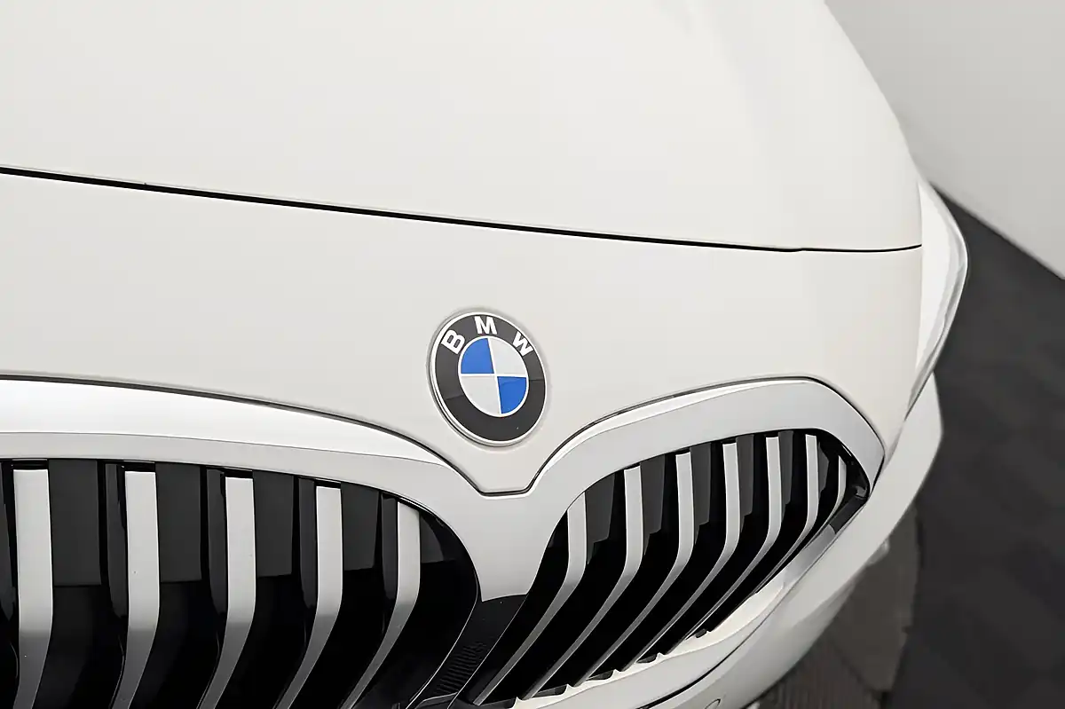 Used 2020 BMW 1 Series M Sport White - Interior and Exterior details 17