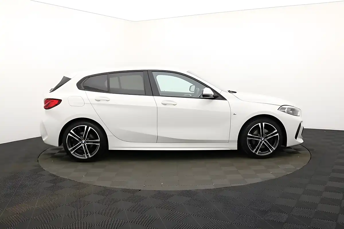 Used 2020 BMW 1 Series M Sport White - Interior and Exterior details 2