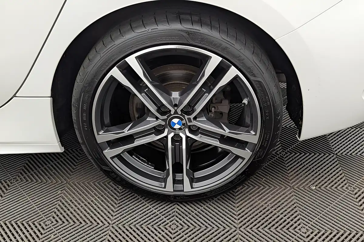 Used 2020 BMW 1 Series M Sport White - Interior and Exterior details 20