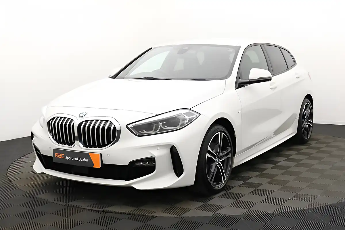 Used 2020 BMW 1 Series M Sport White - Interior and Exterior details 8