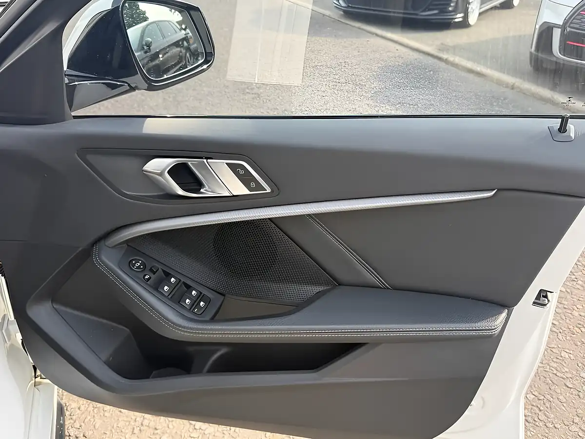 Used 2020 BMW 1 Series M Sport White - Interior and Exterior details 12