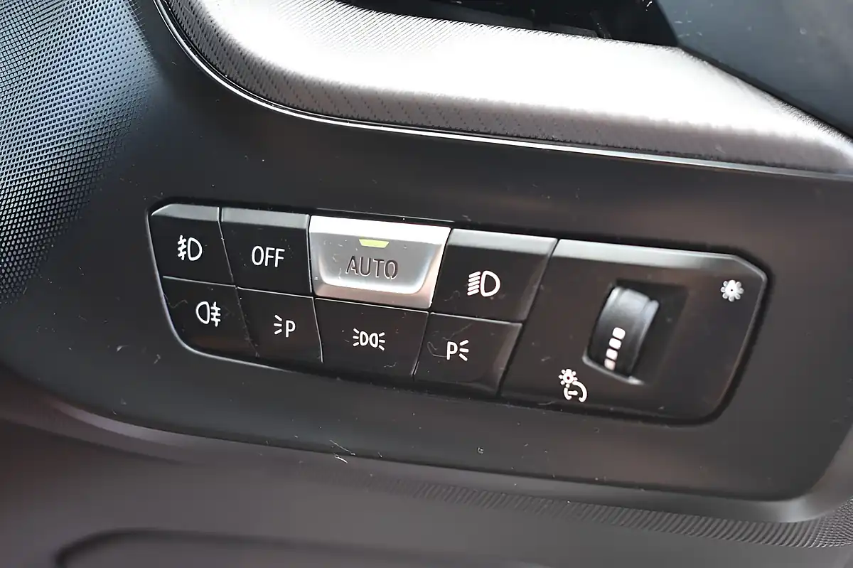Used 2020 BMW 1 Series M Sport White - Interior and Exterior details 15
