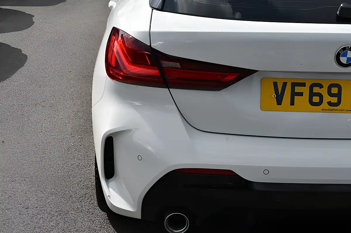 Used 2020 BMW 1 Series M Sport White - Interior and Exterior details 8