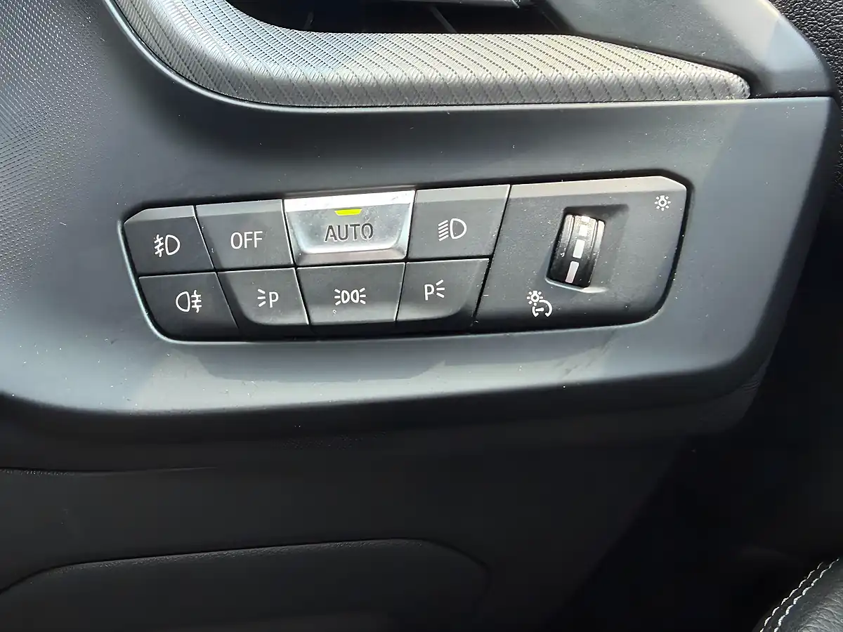 Used 2020 BMW 1 Series M Sport White - Interior and Exterior details 14