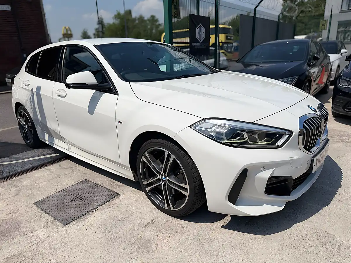 Used 2020 BMW 1 Series M Sport White - Interior and Exterior details 4