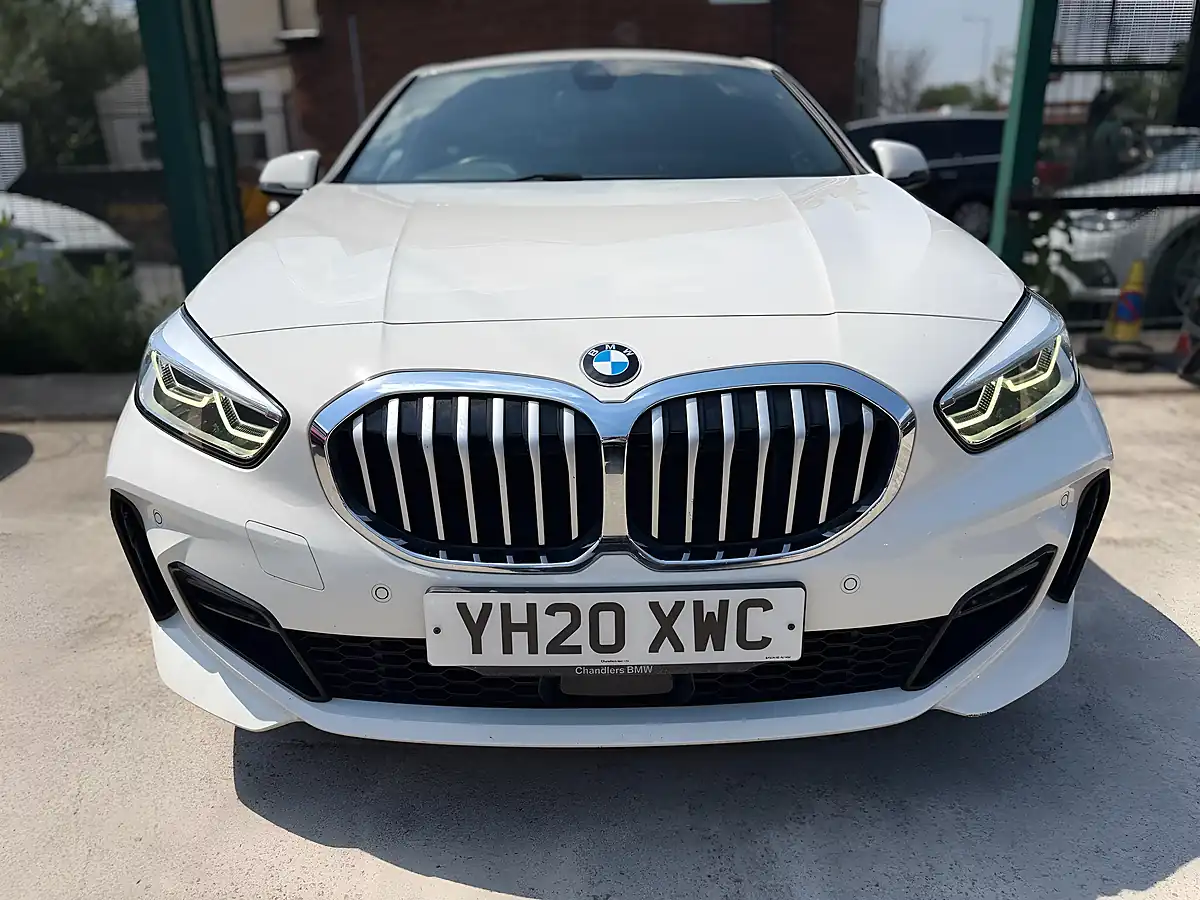 Used 2020 BMW 1 Series M Sport White - Interior and Exterior details 5