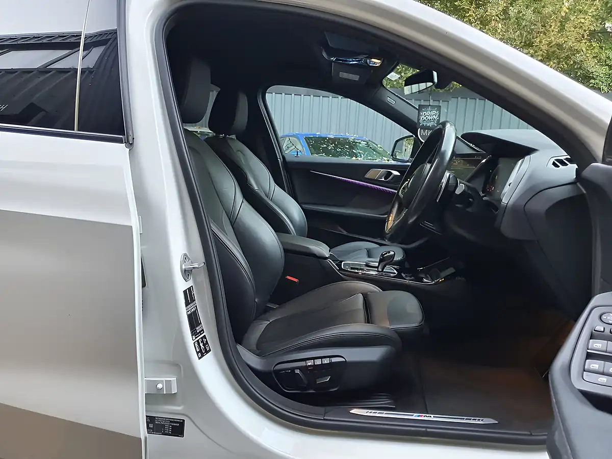 Used 2020 BMW 1 Series M Sport White - Interior and Exterior details 12