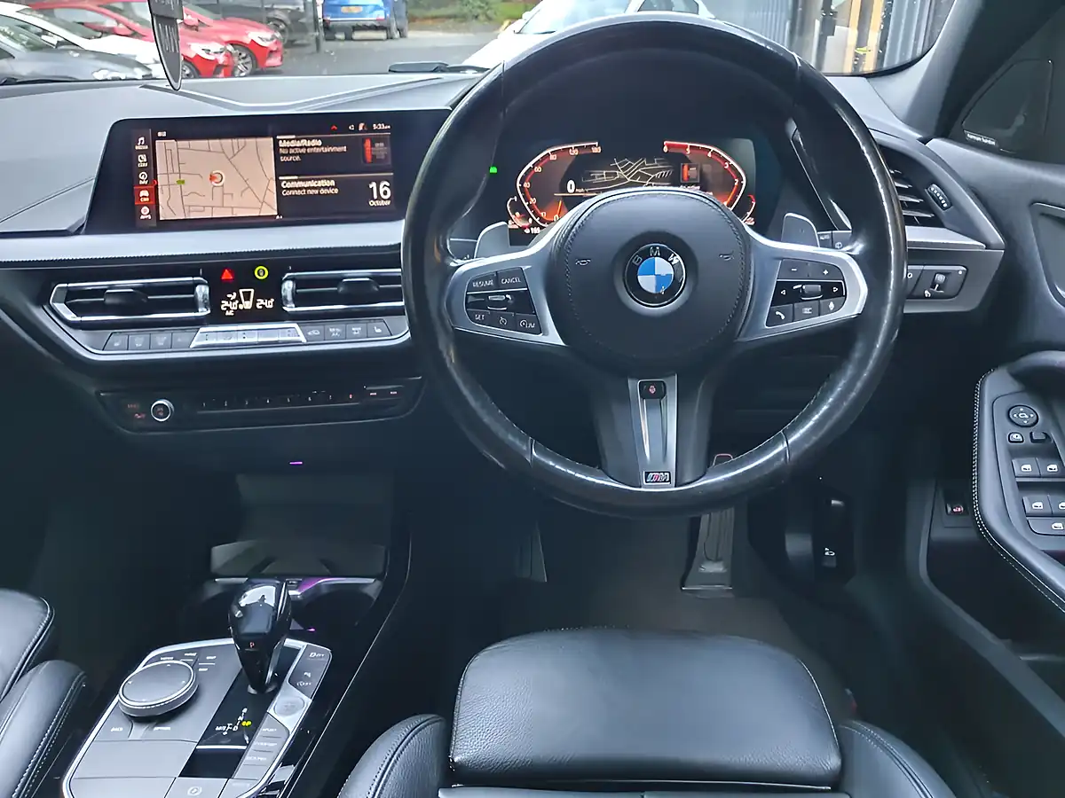 Used 2020 BMW 1 Series M Sport White - Interior and Exterior details 16