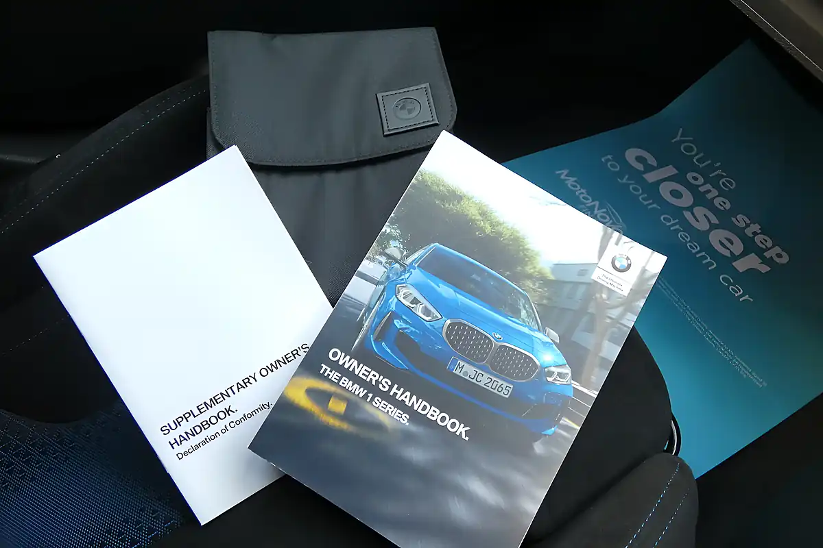 Used 2020 BMW 1 Series M135i Alpine White - Interior and Exterior details 20