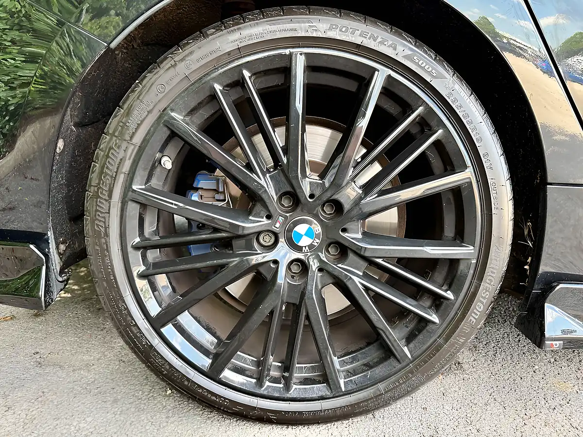 Used 2020 BMW 1 Series M135i Black - Interior and Exterior details 12
