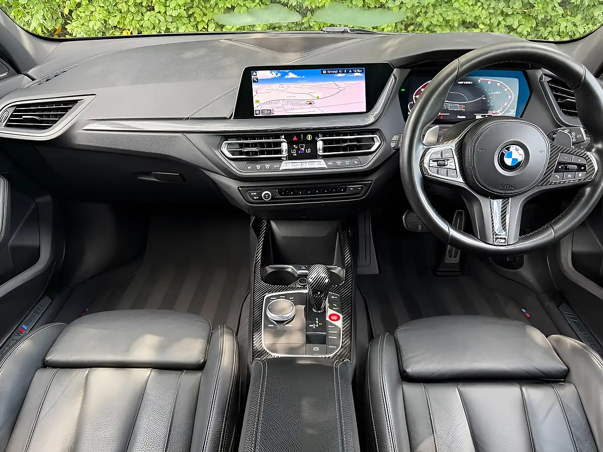 Used 2020 BMW 1 Series M135i Black - Interior and Exterior details 15