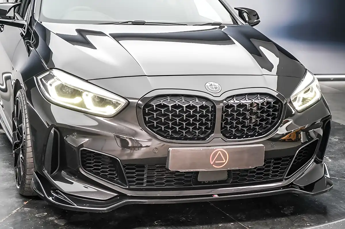 Used 2020 BMW 1 Series M135i Black - Interior and Exterior details 12