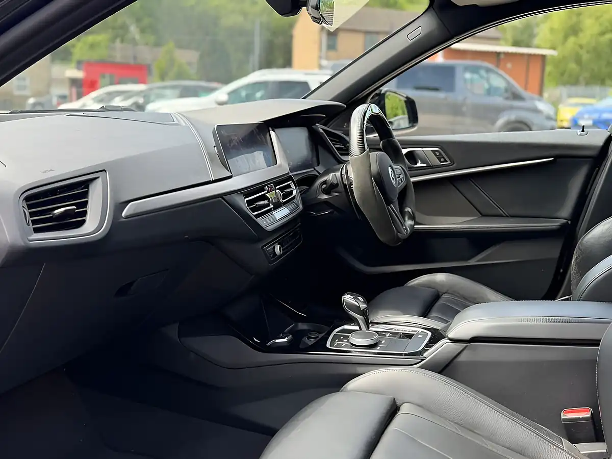 Used 2020 BMW 1 Series M135i Black - Interior and Exterior details 11