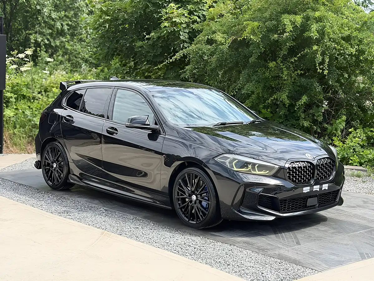 Used 2020 BMW 1 Series M135i Black - Interior and Exterior details 4