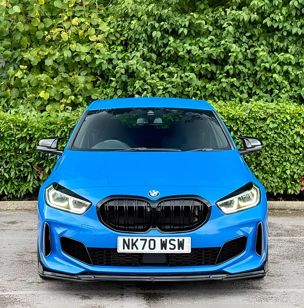 Used 2020 BMW 1 Series M135i Blue - Interior and Exterior details 10