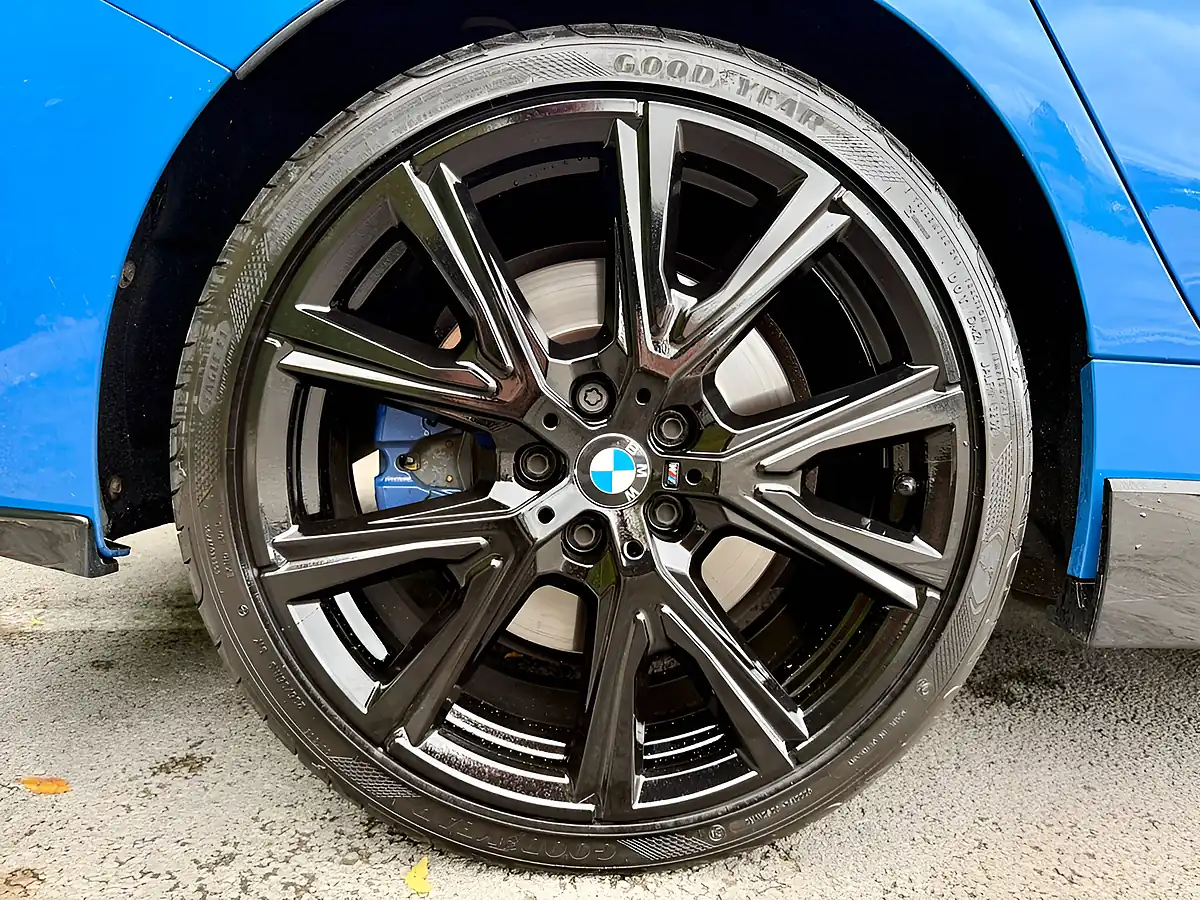 Used 2020 BMW 1 Series M135i Blue - Interior and Exterior details 12