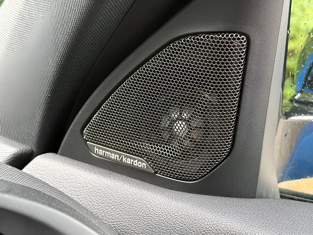 Used 2020 BMW 1 Series M135i Blue - Interior and Exterior details 7