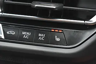 Used 2020 BMW 1 Series M135i White - Interior and Exterior details 14