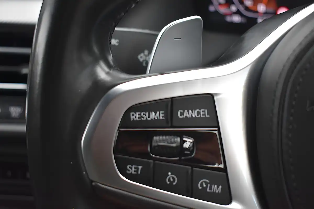 Used 2020 BMW 1 Series M135i White - Interior and Exterior details 18