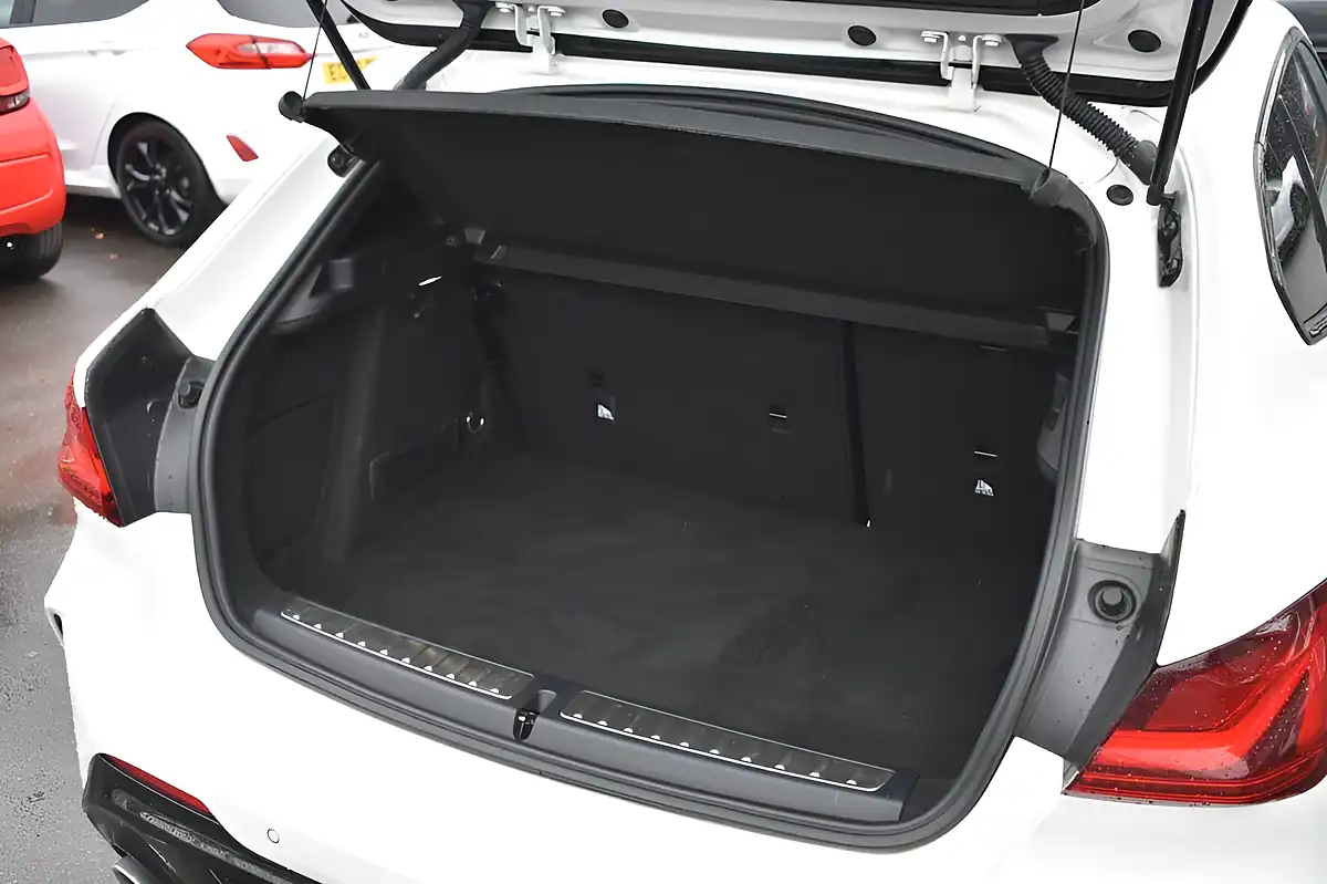 Used 2020 BMW 1 Series M135i White - Interior and Exterior details 4