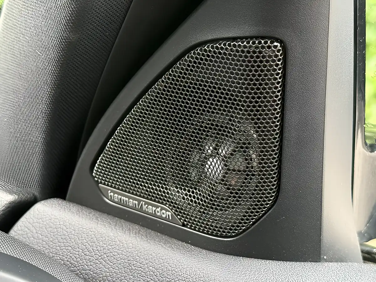 Used 2020 BMW 1 Series Plus Pack Grey - Interior and Exterior details 7