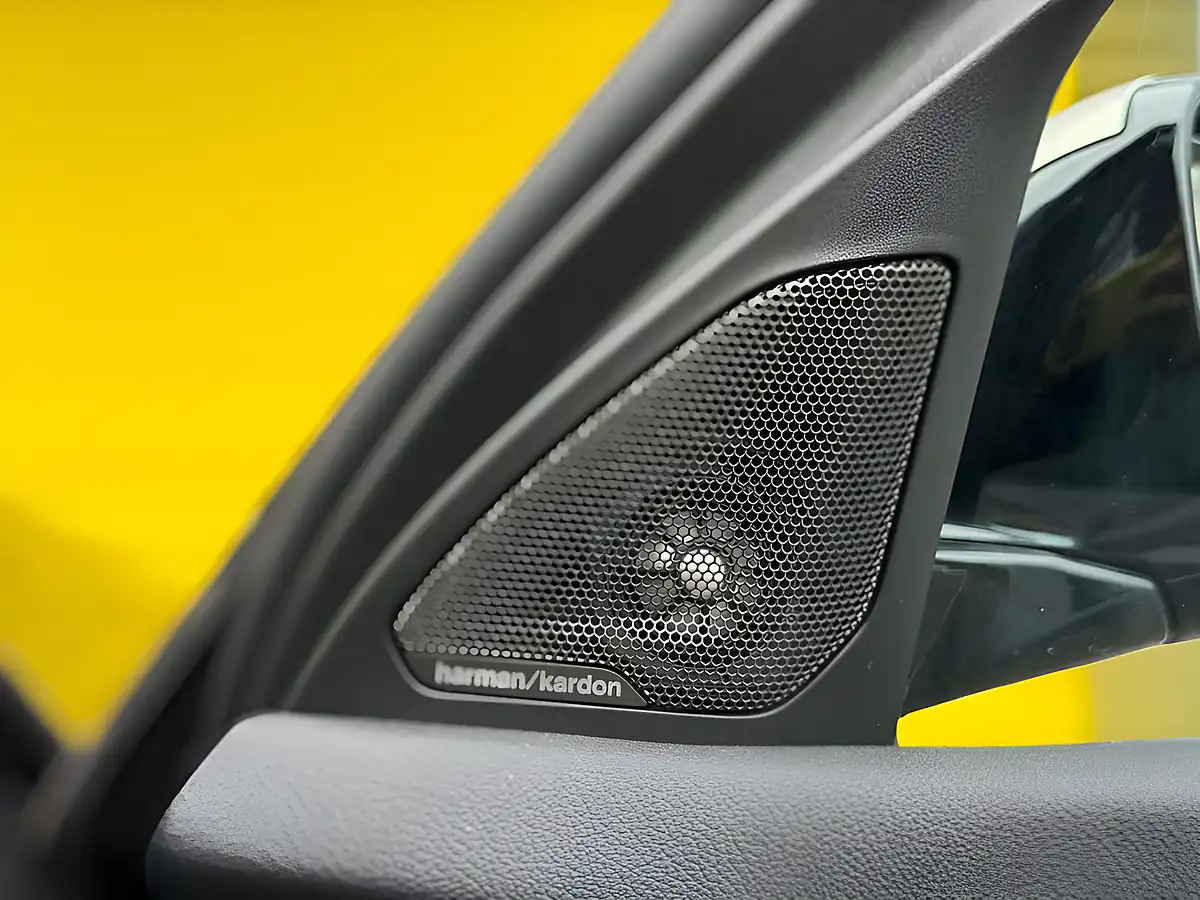 Used 2020 BMW 1 Series Plus & Tech Pack Grey - Interior and Exterior details 11