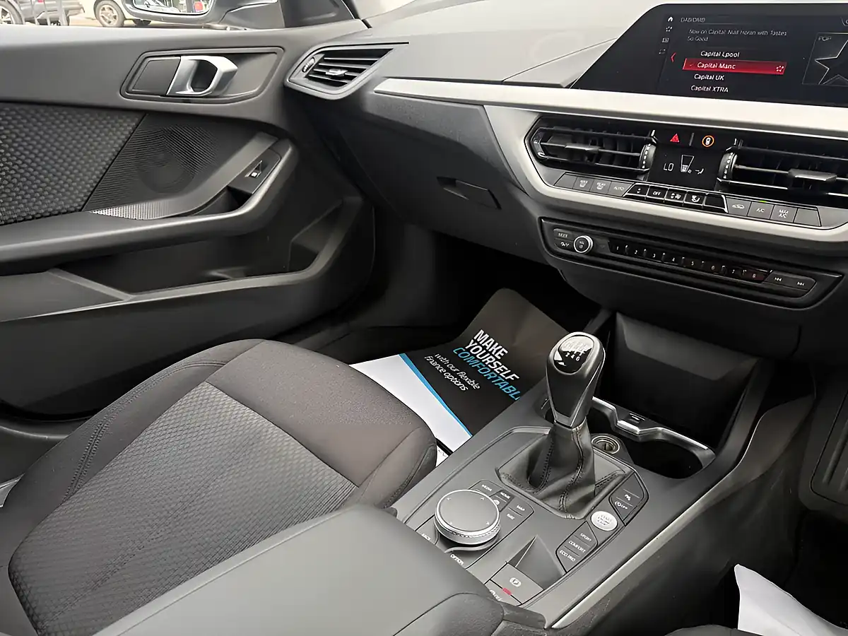 Used 2020 BMW 1 Series Se White - Interior and Exterior details 11