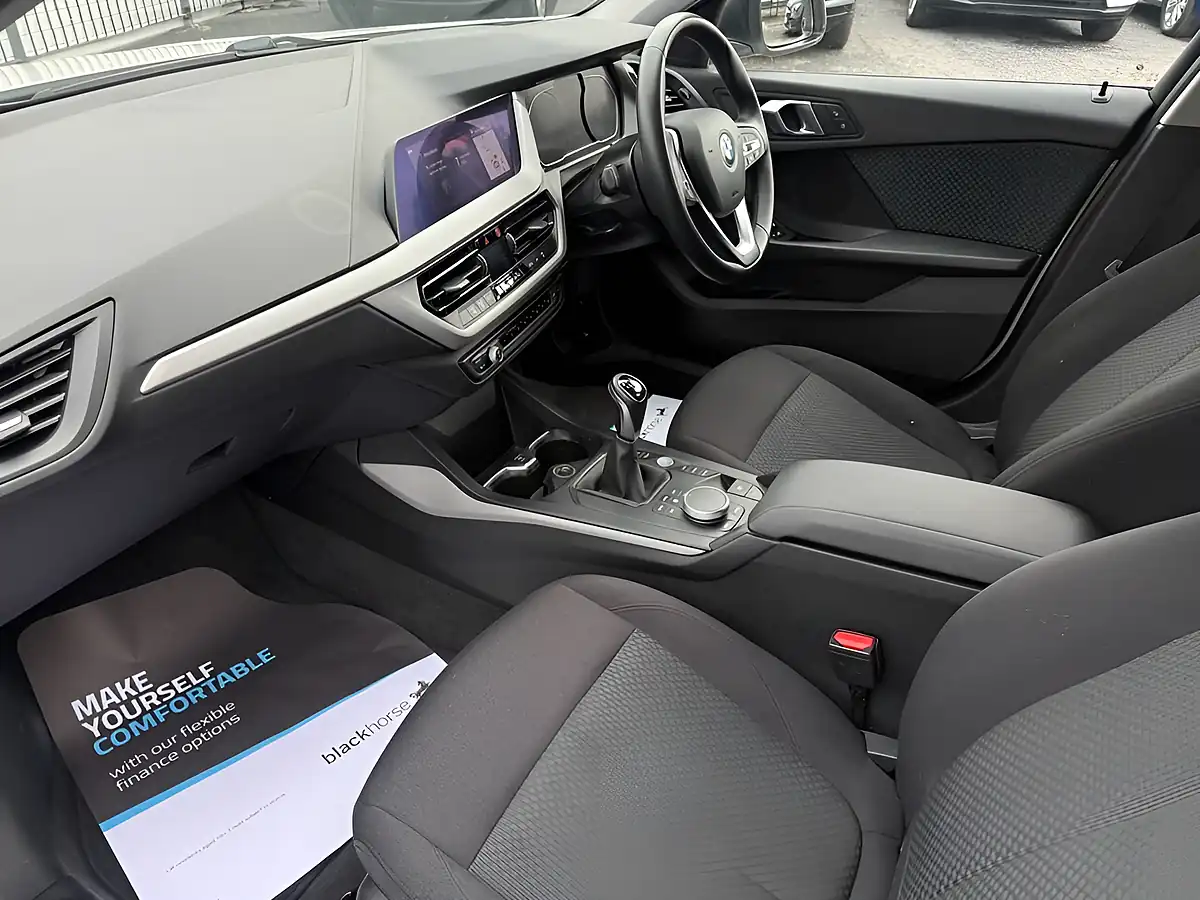 Used 2020 BMW 1 Series Se White - Interior and Exterior details 2
