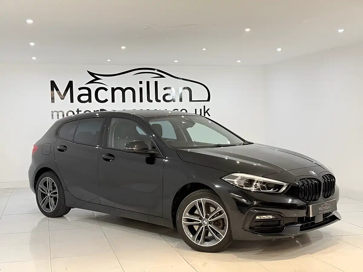 Used 2020 BMW 1 Series Sport Black - Interior and Exterior details 4